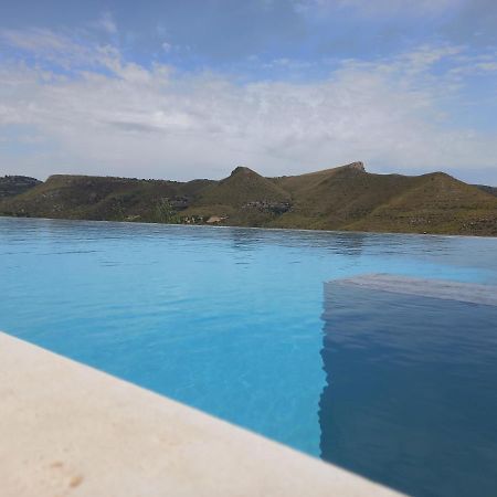 Villa Meriem Noto Bagian luar foto