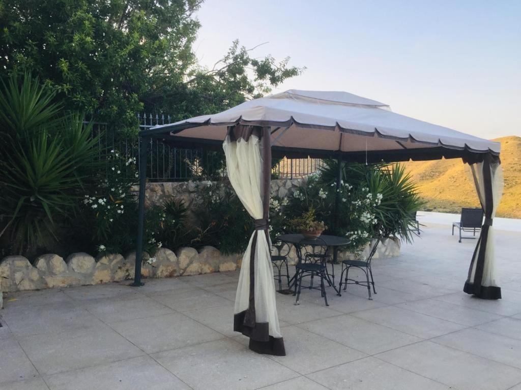 Villa Meriem Noto Bagian luar foto